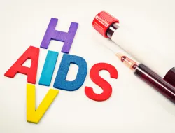 Perbedaan HIV dan AIDS: Mitos, Fakta & Cara Pencegahan